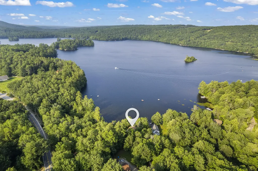 6 Plummer Drive Raymond ME 04071