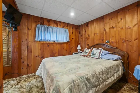 6 Plummer Drive Raymond ME 04071