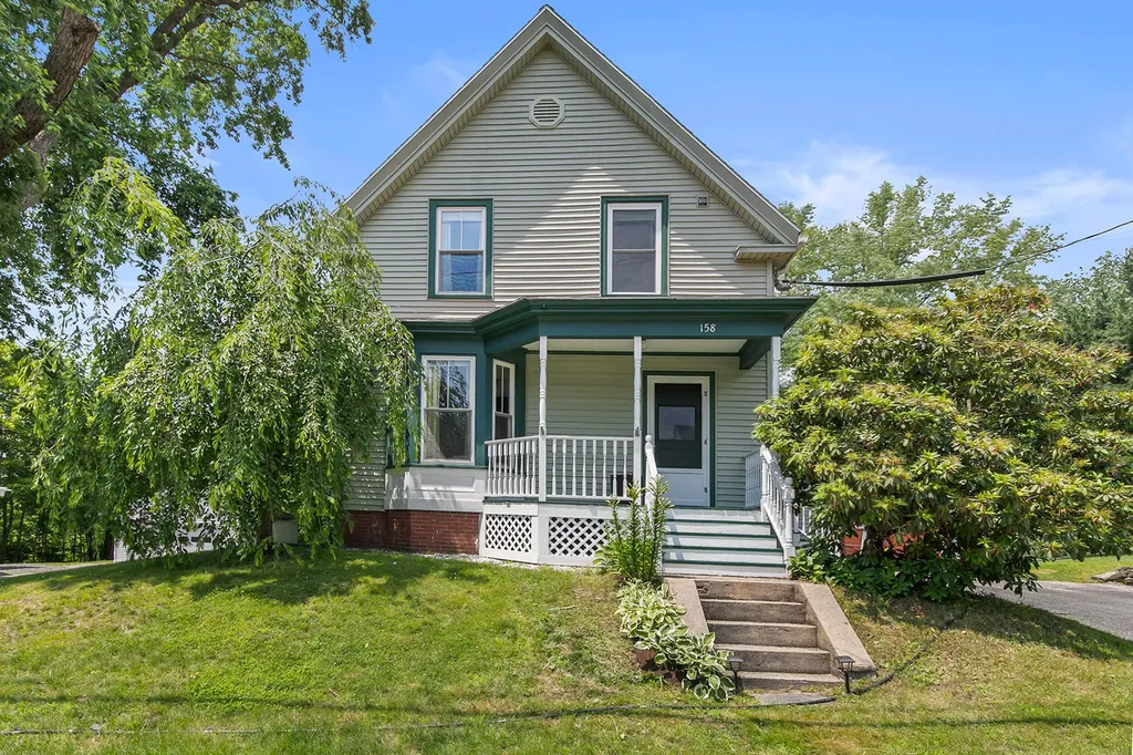 158 Pierce Street Westbrook ME 04092