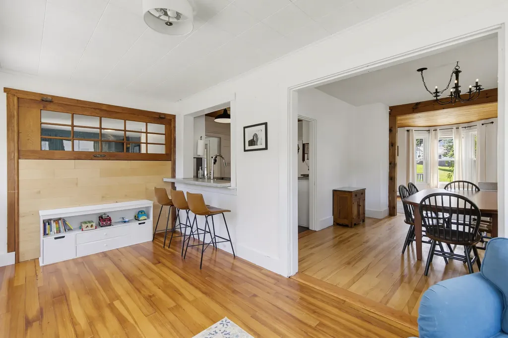 158 Pierce Street Westbrook ME 04092