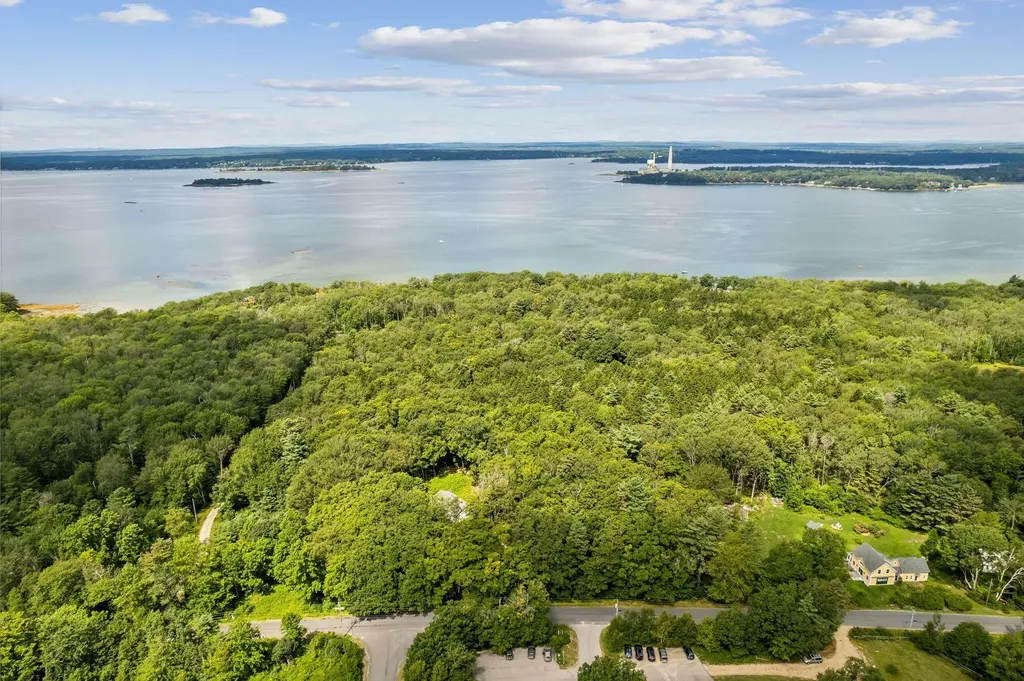 LOT#8C North Road Chebeague Island ME 04017