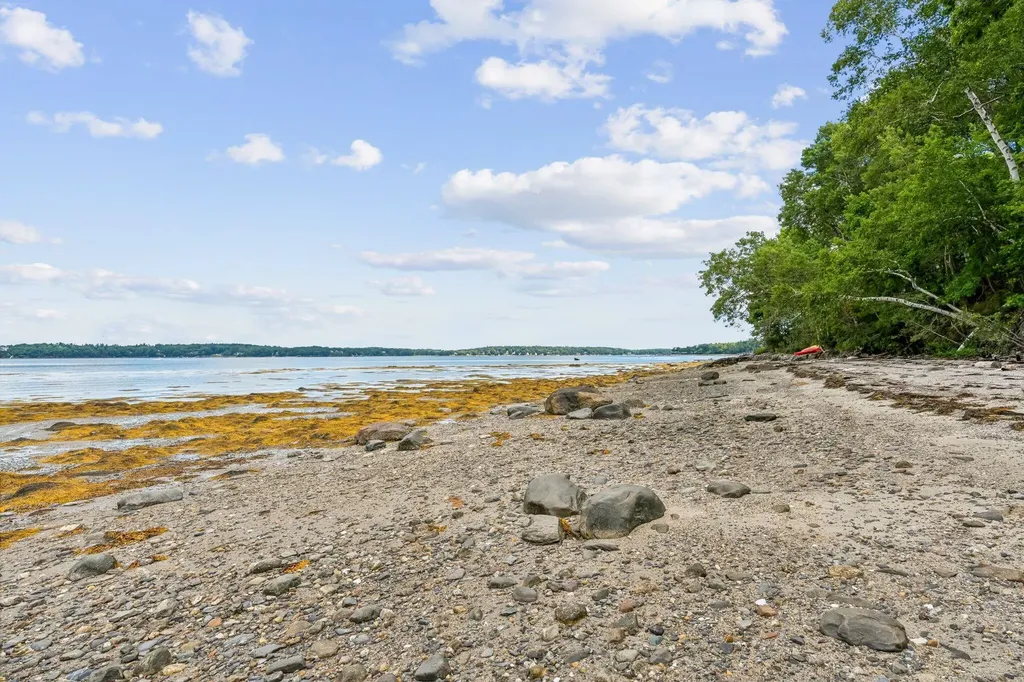 LOT#8C North Road Chebeague Island ME 04017