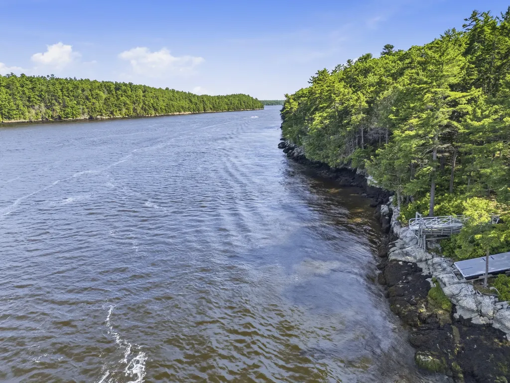 64 Pleasant Cove Road Phippsburg ME 04562