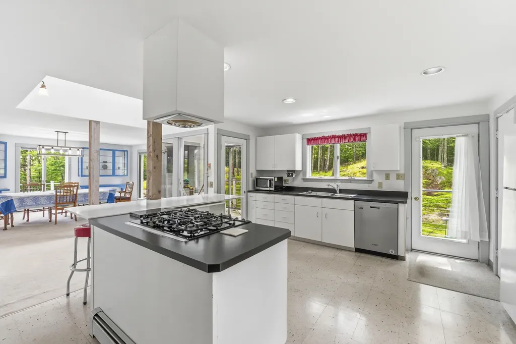 64 Pleasant Cove Road Phippsburg ME 04562