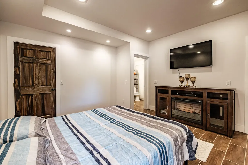 175 Acorn Drive Greenwood ME 04255