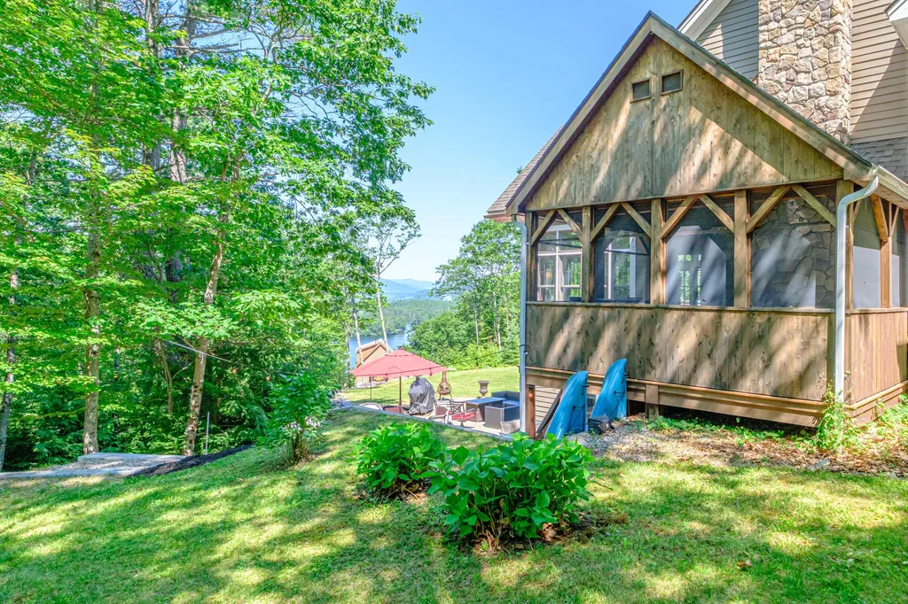 175 Acorn Drive Greenwood ME 04255