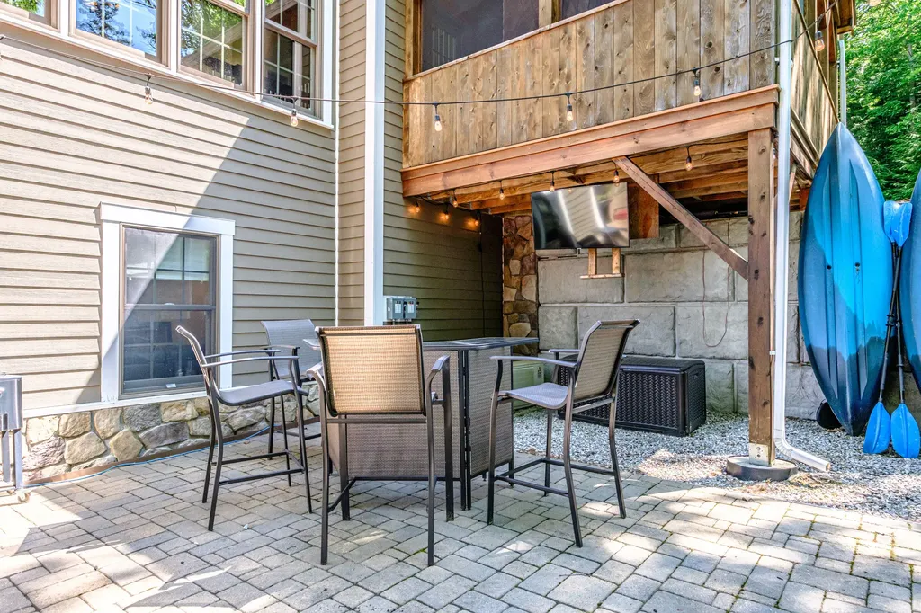 175 Acorn Drive Greenwood ME 04255