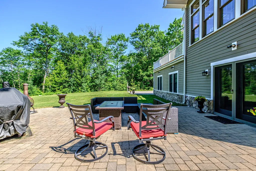 175 Acorn Drive Greenwood ME 04255