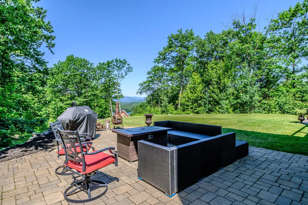 175 Acorn Drive Greenwood ME 04255