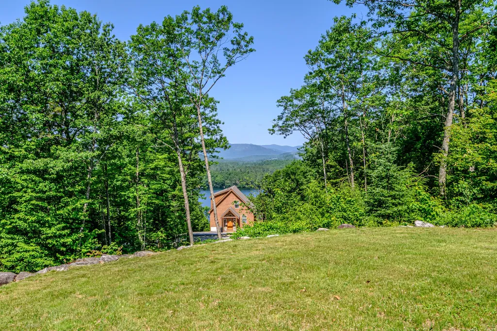 175 Acorn Drive Greenwood ME 04255