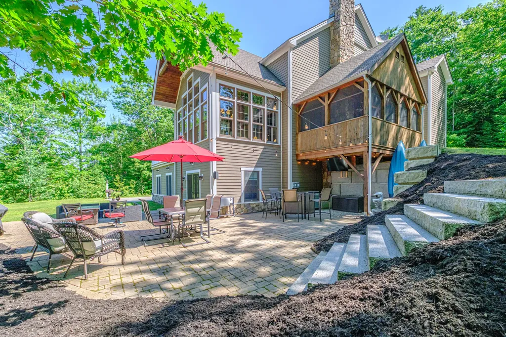 175 Acorn Drive Greenwood ME 04255