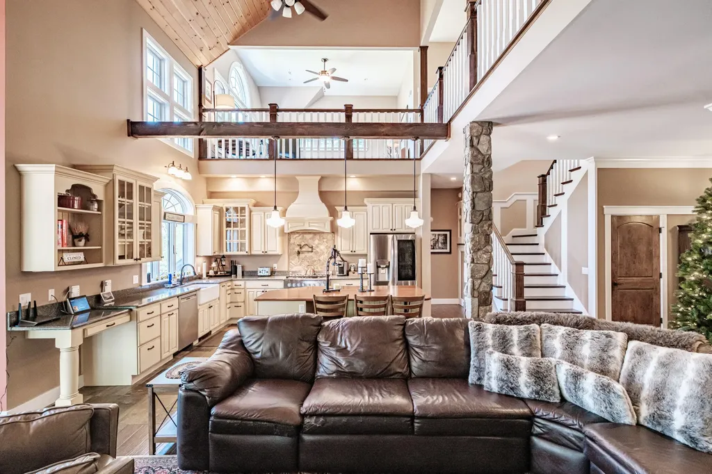 175 Acorn Drive Greenwood ME 04255