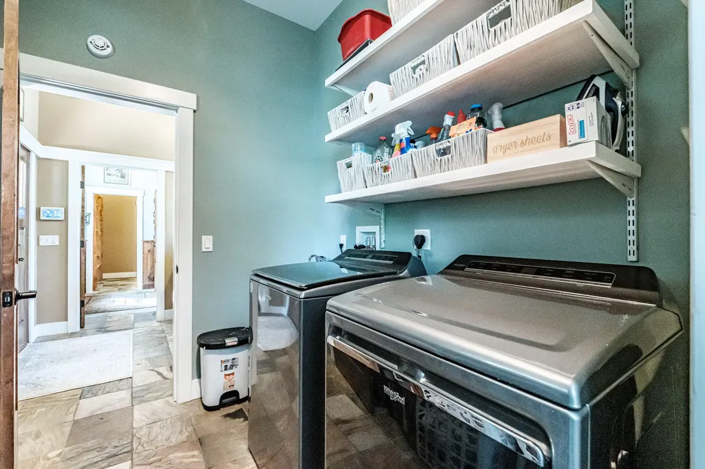 175 Acorn Drive Greenwood ME 04255