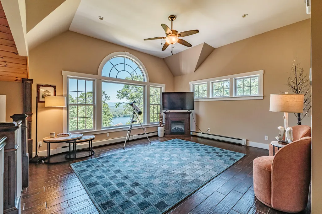 175 Acorn Drive Greenwood ME 04255