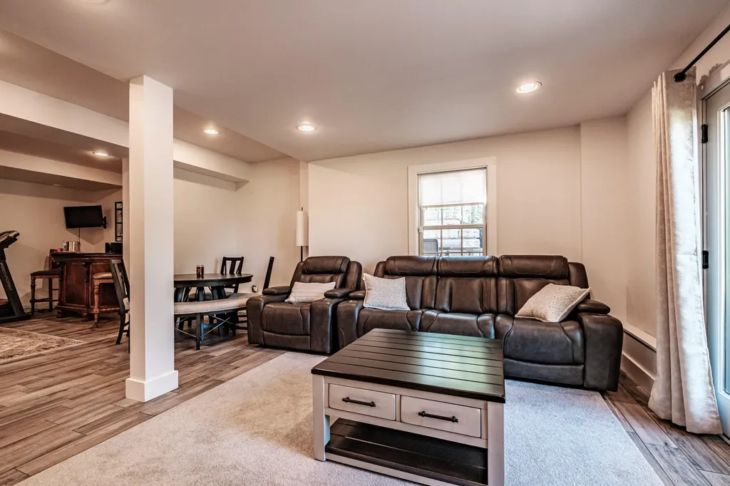 175 Acorn Drive Greenwood ME 04255