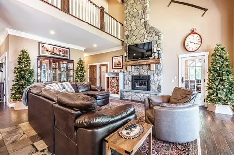 175 Acorn Drive Greenwood ME 04255