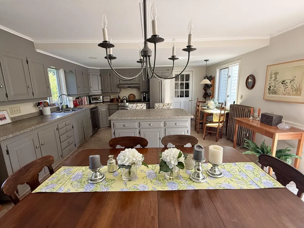 6 Leos Lane Vinalhaven ME 04863