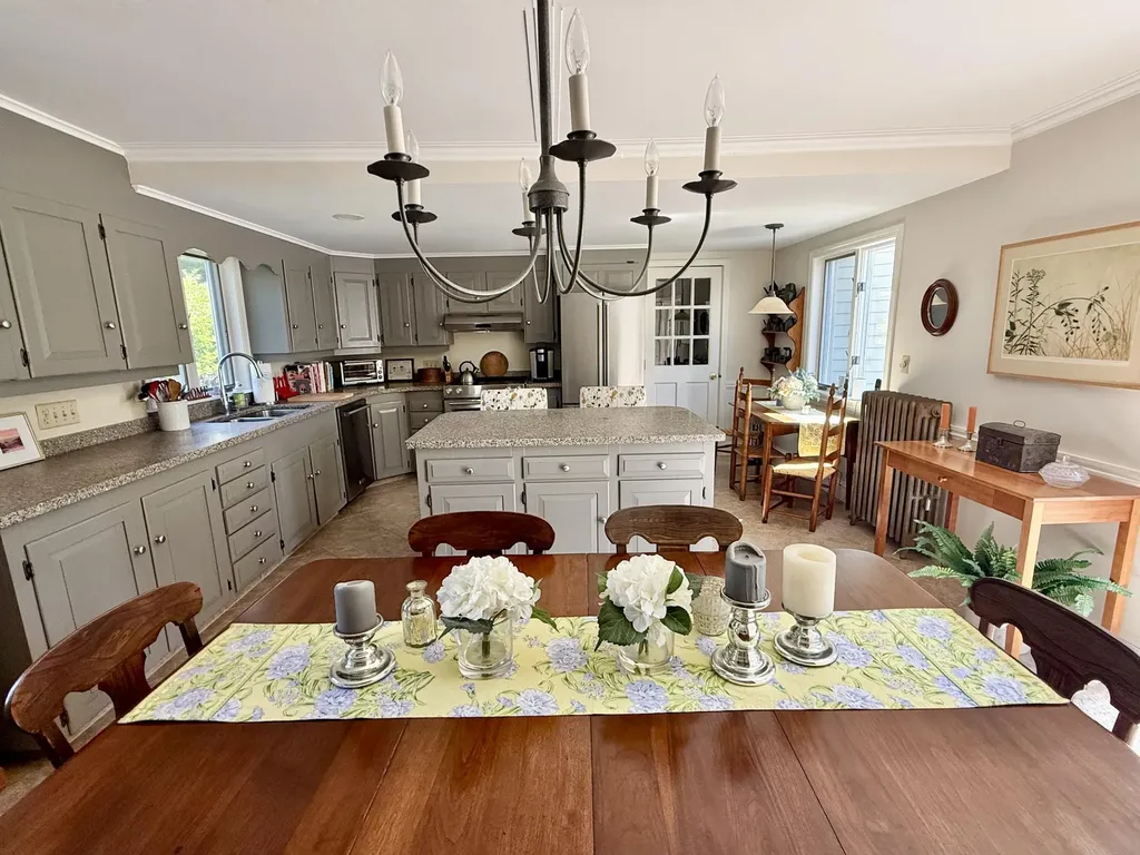 6 Leos Lane Vinalhaven ME 04863