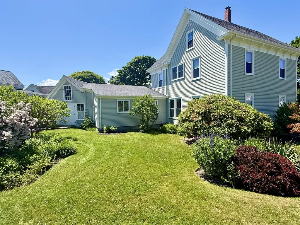 6 Leos Lane Vinalhaven ME 04863