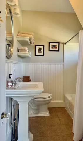 6 Leos Lane Vinalhaven ME 04863