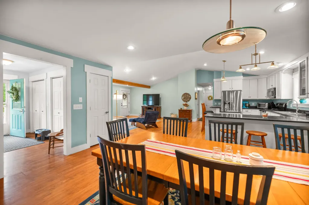 16 Three Pond Trail Wiscasset ME 04578