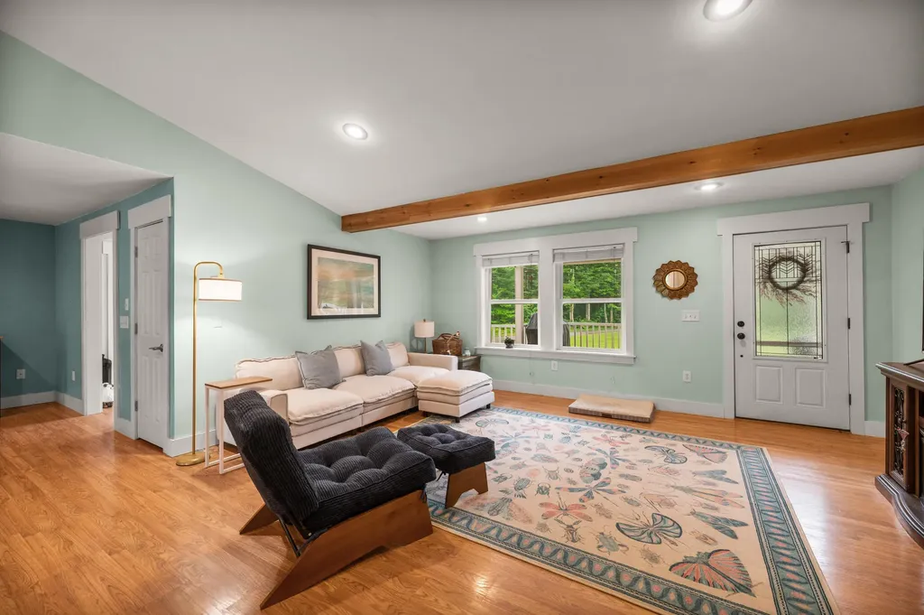 16 Three Pond Trail Wiscasset ME 04578