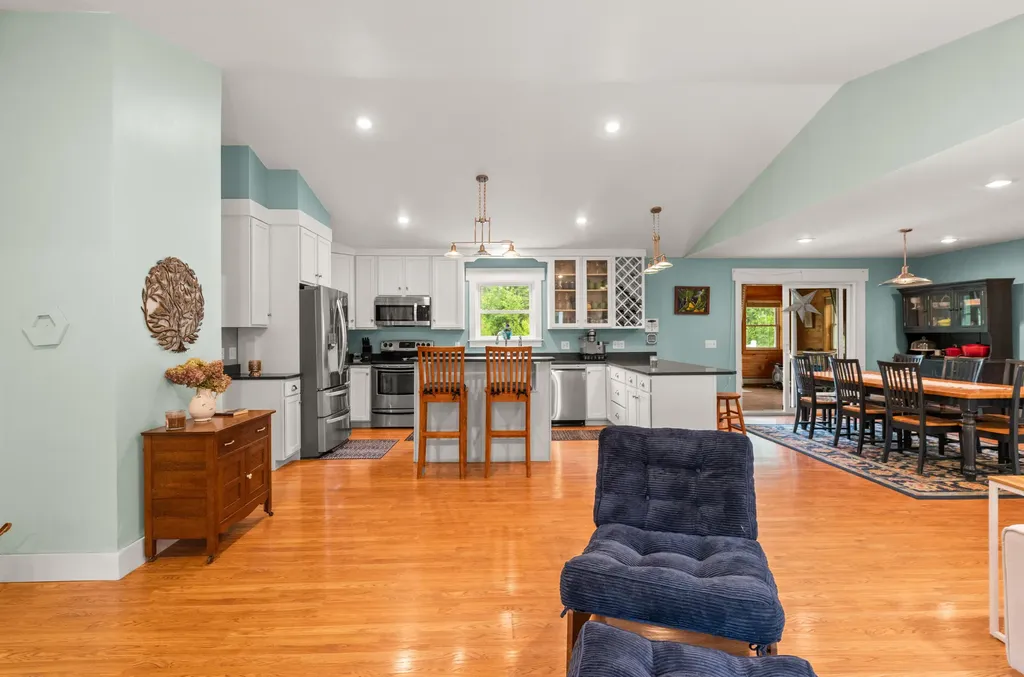 16 Three Pond Trail Wiscasset ME 04578