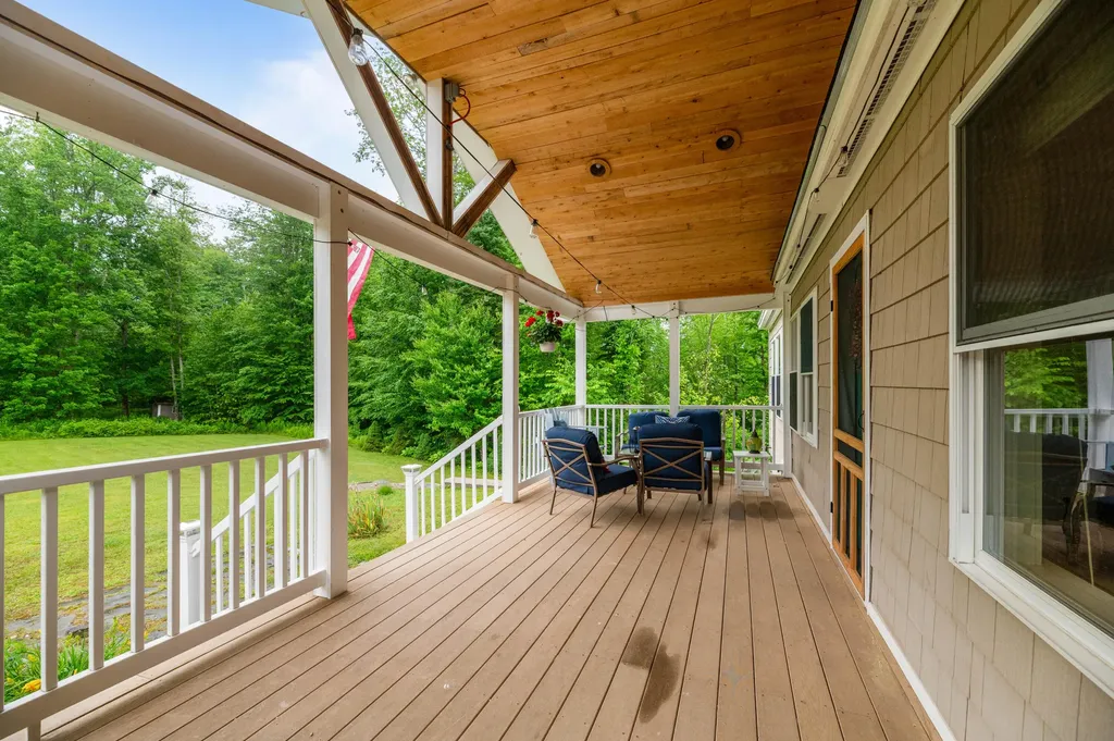 16 Three Pond Trail Wiscasset ME 04578