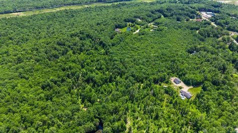 16 Three Pond Trail Wiscasset ME 04578