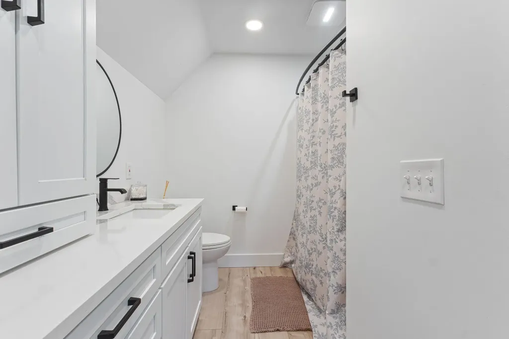 161 Two Rod Road Scarborough ME 04074