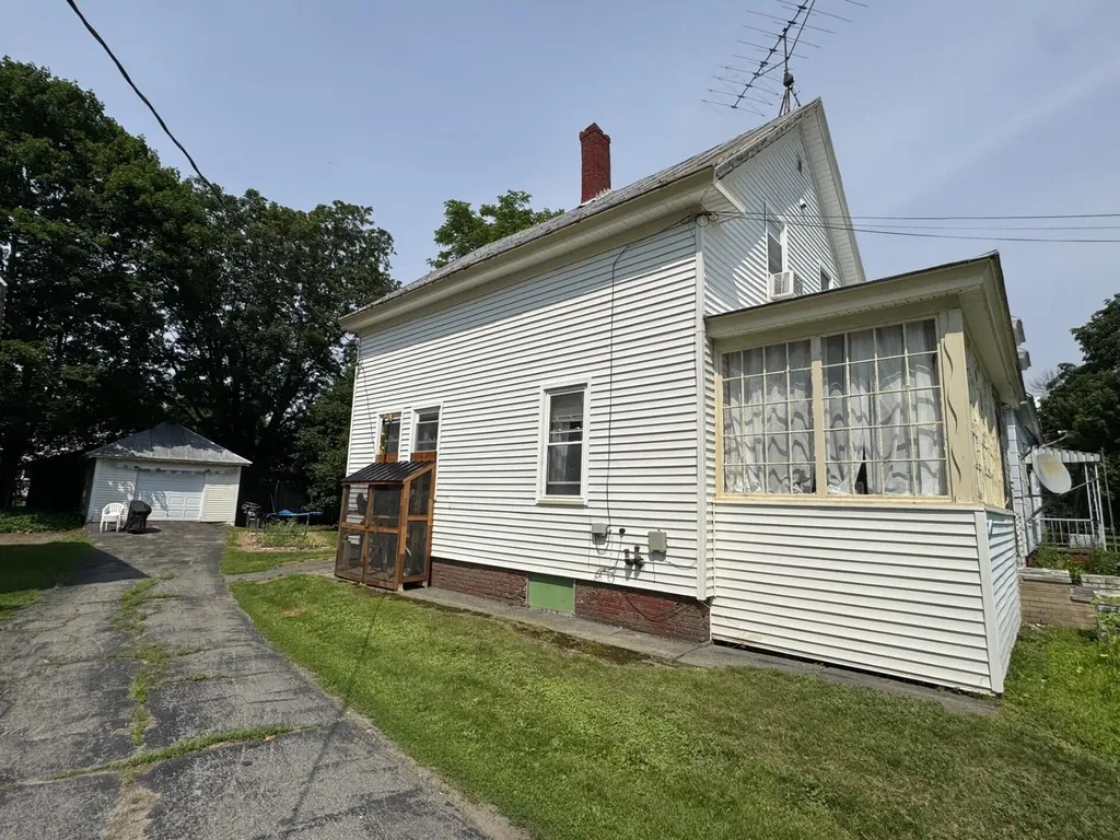 17 Bean Street Madison ME 04950