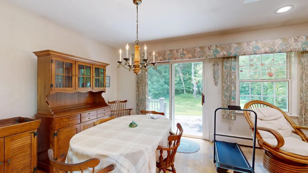 25 Orestis Way Lewiston ME 04240