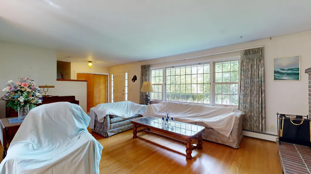 25 Orestis Way Lewiston ME 04240