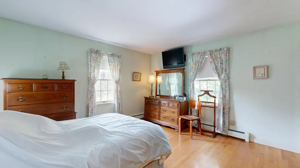 25 Orestis Way Lewiston ME 04240