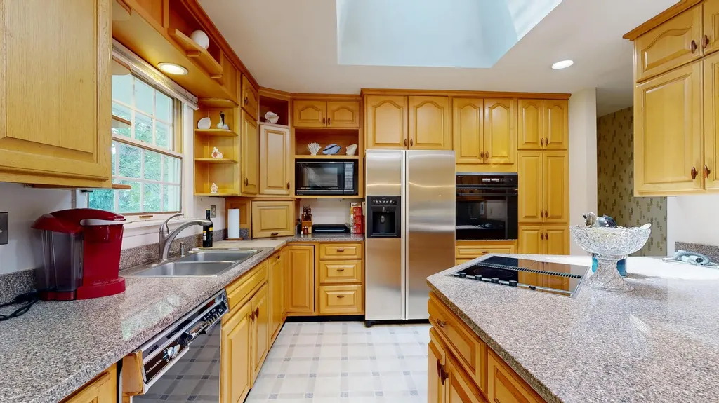 25 Orestis Way Lewiston ME 04240