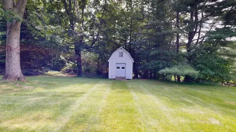 25 Orestis Way Lewiston ME 04240