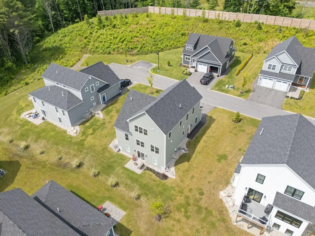 8 Waxwing Lane Falmouth ME 04105