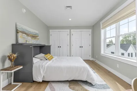 8 Waxwing Lane Falmouth ME 04105
