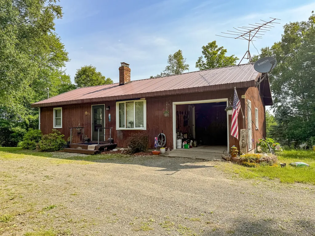 25 Pace Road Springfield ME 04487