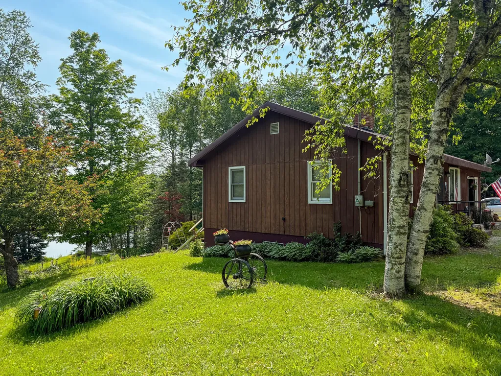 25 Pace Road Springfield ME 04487