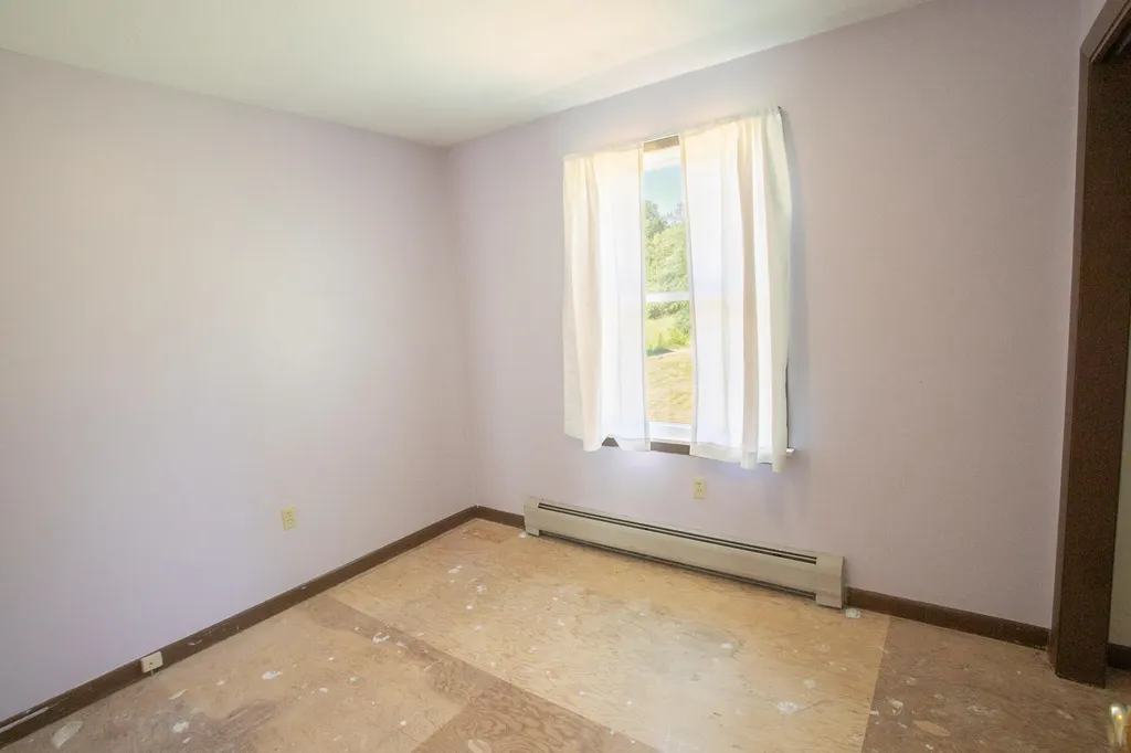 1238 Pushaw Road Glenburn ME 04401