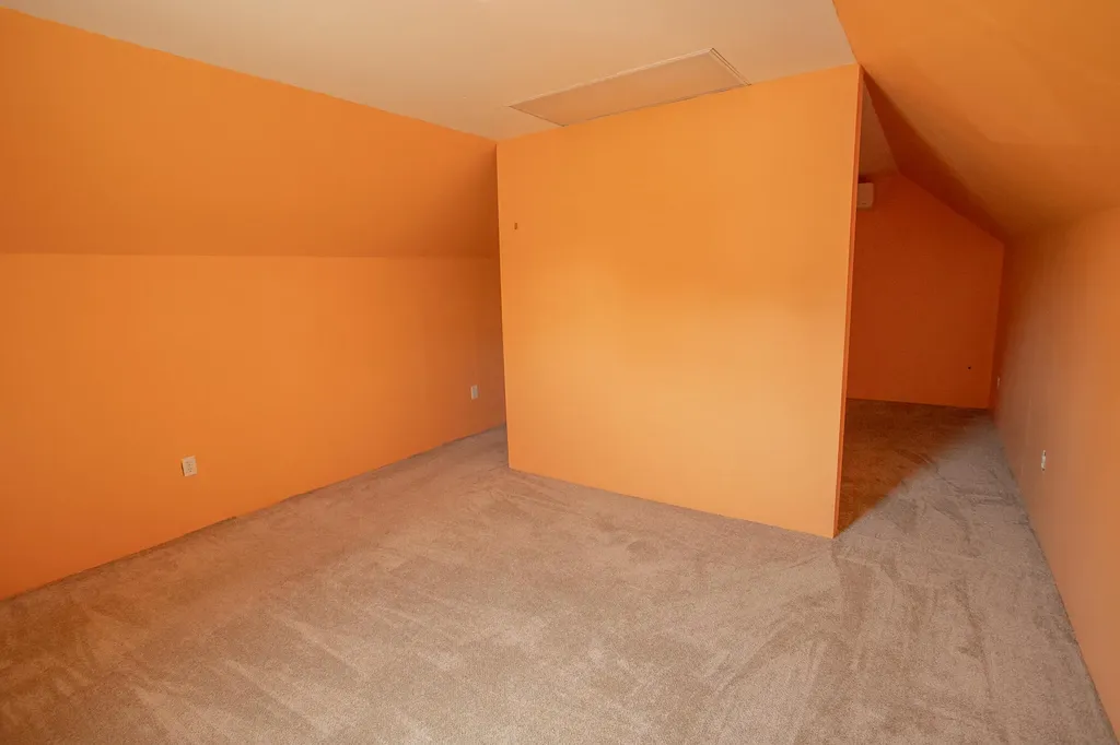 1238 Pushaw Road Glenburn ME 04401