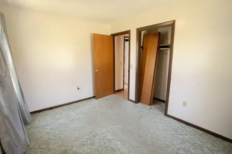 1238 Pushaw Road Glenburn ME 04401