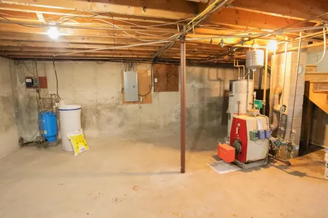 1238 Pushaw Road Glenburn ME 04401