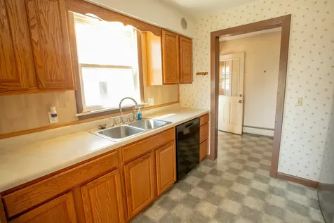 1238 Pushaw Road Glenburn ME 04401