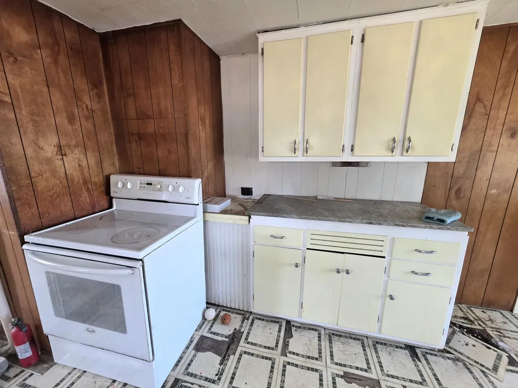 340-344 Thorsen Road Hancock ME 04640