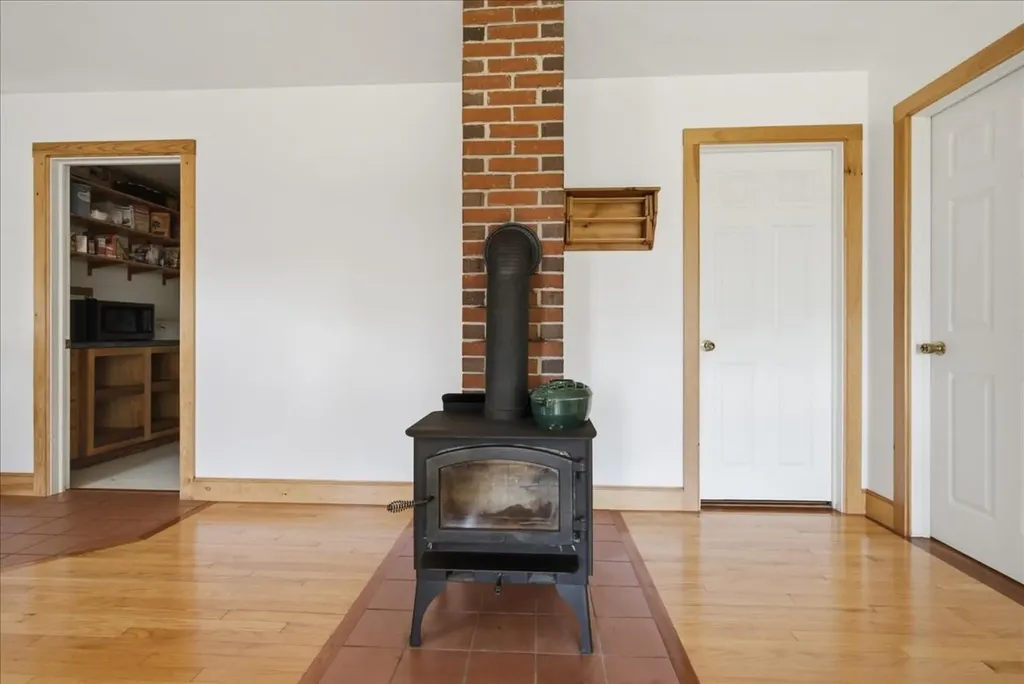 24 Bradeen Road Sumner ME 04292
