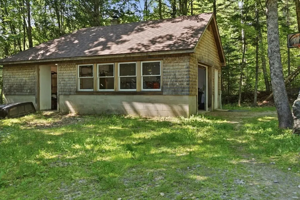 24 Bradeen Road Sumner ME 04292