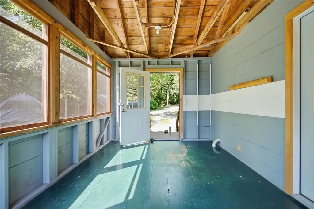 24 Bradeen Road Sumner ME 04292