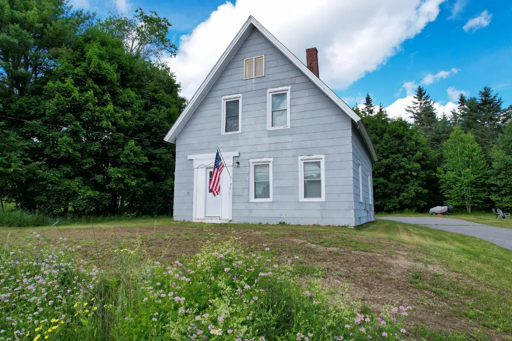490 Douglas Highway Lamoine ME 04605